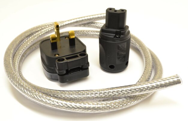 MCRU NO.22 DIY MAINS LEAD SET