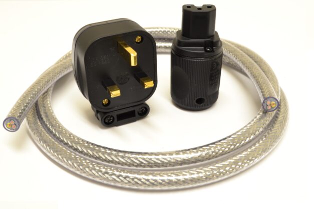 MCRU NO.22 DIY MAINS LEAD SET