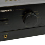 Pioneer A400 Stereo Amplifier - Image 3